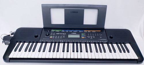 Teclado Yamaha Psr E253  Portatil 61 Teclas 32 Polifo Aux In