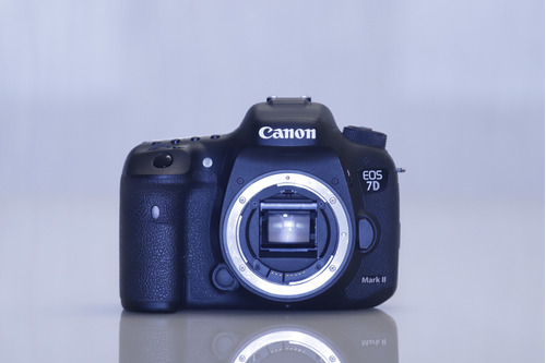  Câmera Canon Dslr Eos 7d Mark Ii (7d Mark 2)