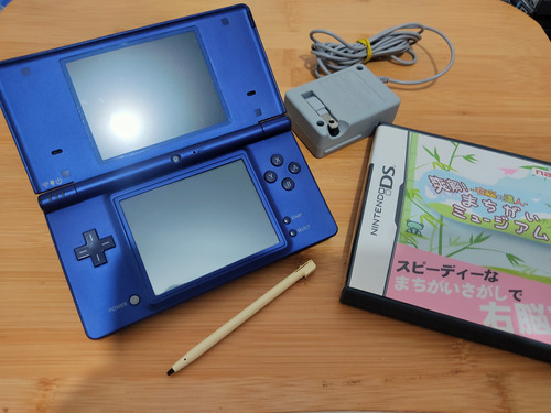Consola Nintendo Dsi Azul Metalico + Juego Ds