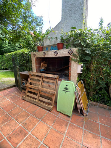 Alquilo Hermosa Casa, 3 Dormitorios, 3 Baños. Con Garaje. Excelente Propiedad En Carrasco Sur. - Imagen 4