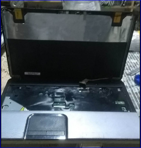 Laptop  Toshiba   Satellite  C855-sp5266km  Para  Piezas