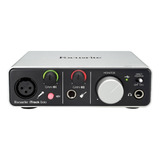 Interfaz De Audio Focusrite Itrack Solo 100v/240v