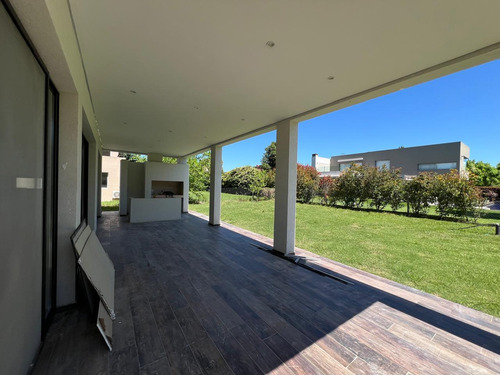 Casa En Venta 4 Dormitorios Haras Santa Maria Eucaliptos-financia - Imagen 3
