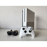 Xbox One S 1tb  Con Lectora Usada + Cables Y 1 Control