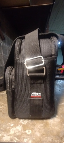Bolso Nikon Para Camara, Lentes Y Flash. Mucho Espacio Nuevo