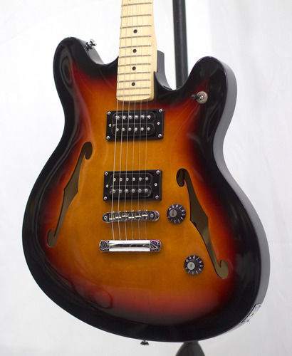 Squier Starcaster 3tone Sunburst Semihollow