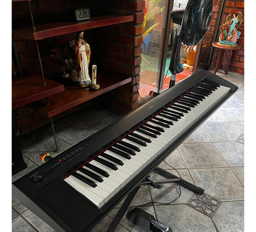 Piano Yamaha Piaggero Np32 76 Teclas + Forro + Paral + Peda