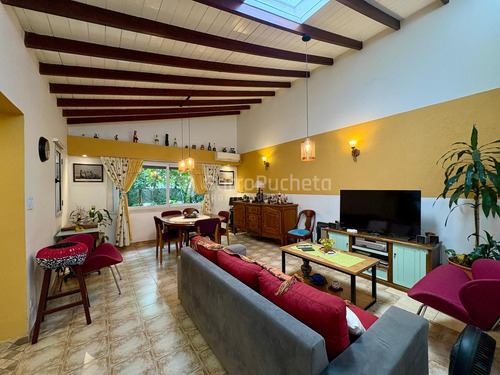 Venta Casa 4 Ambientes En Haedo