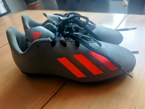 Botines adidas Niño Sintético/ Futsal Talle 32