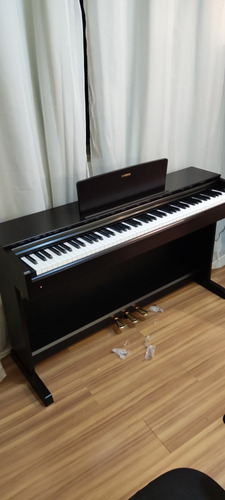 Piano Digital Arius Yamaha Ydp-103r Marrom