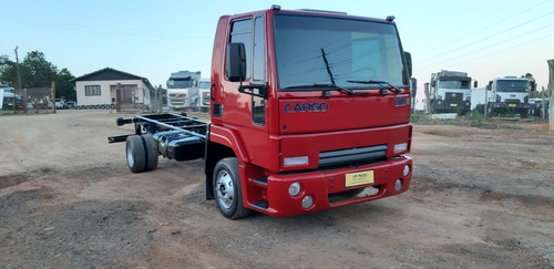 FORD CARGO 815 COM AR CONDICIONADO NO CHASSIS