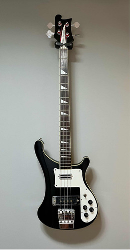 Baixo Modelo Rickenbacker