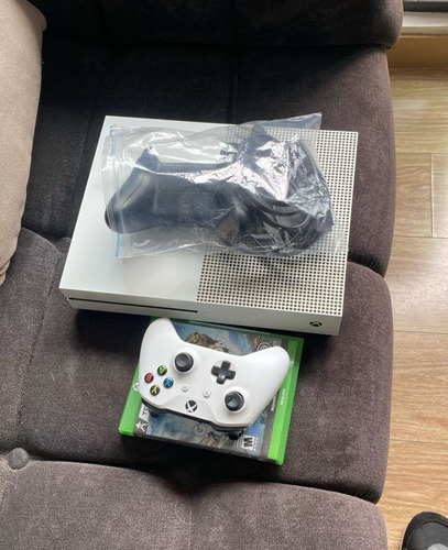 Microsoft Xbox One S 1tb