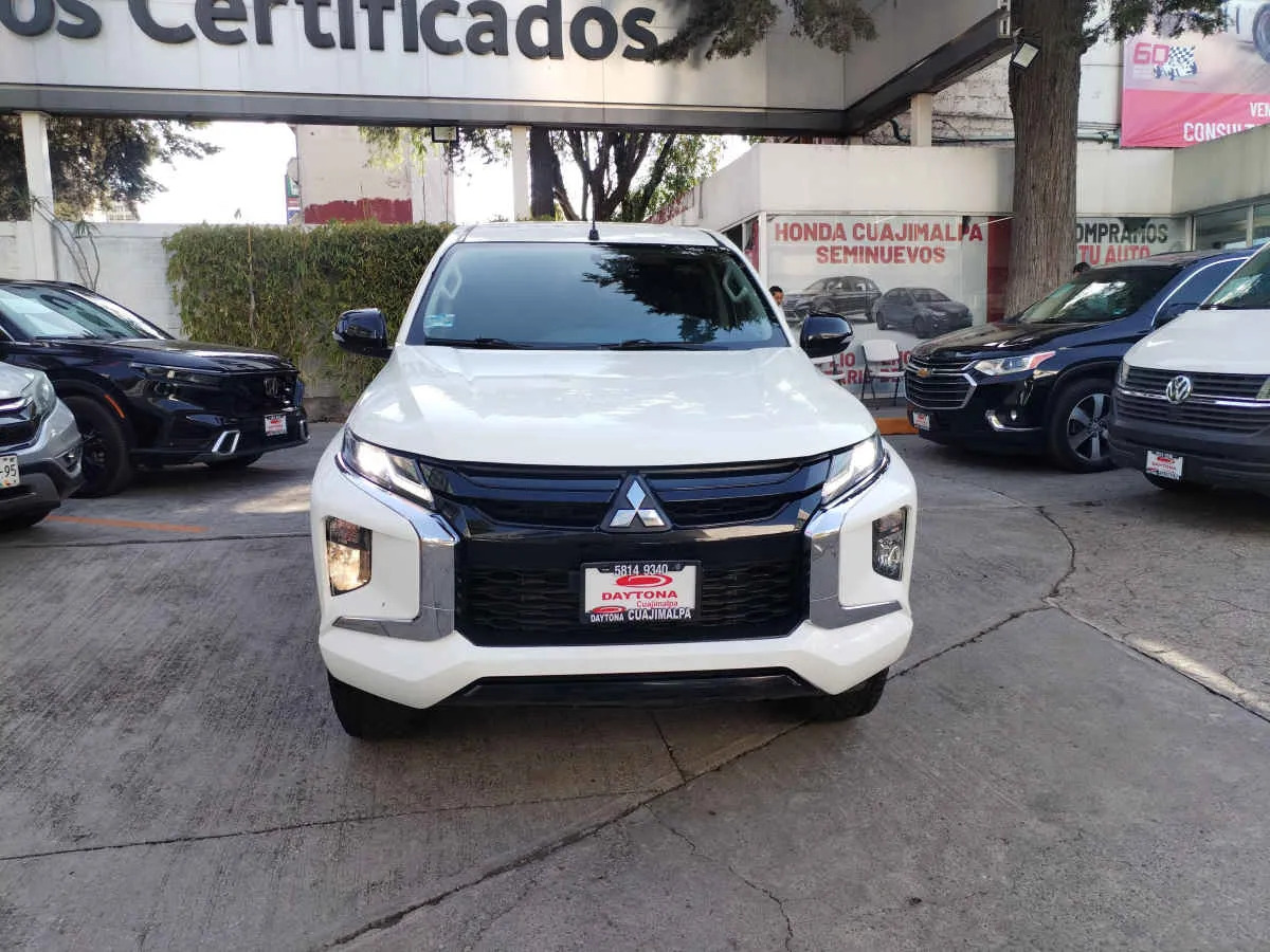 Mitsubishi L200 2023 - Imagen 8