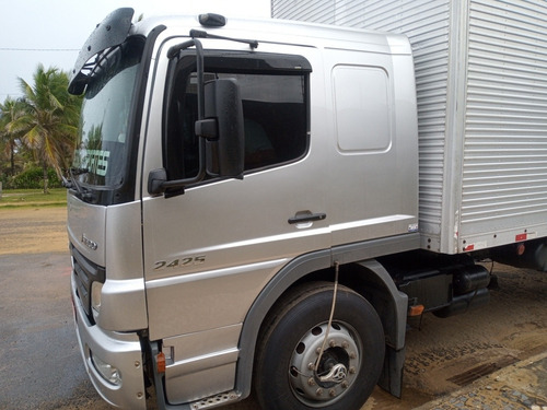 MERCEDES BENS ATEGO 2425