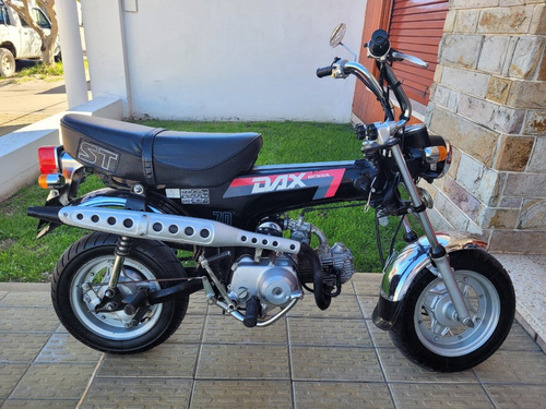 Honda Dax St 70