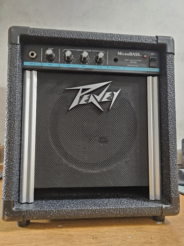 Peavey Microbass 20 Whatts Amplificador Bajo Bass De Los 90s