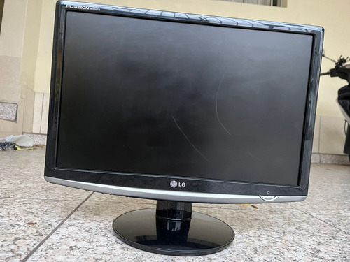 Monitor LG Flatron W1952tq Tela