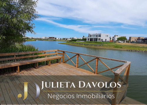Casa En Venta 6 Ambientes Barrio El Canton Norte A La Laguna Y Con Pileta - Imagen 4