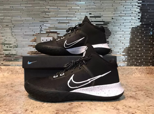 Tenis Nike Kyrie Flytrap 4 Black White, Talla 9 Mexicano