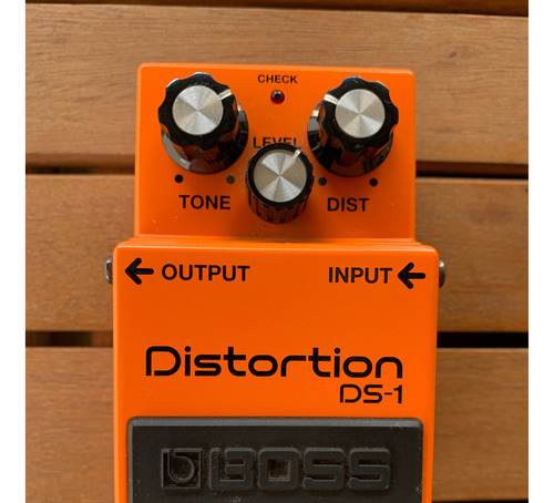 Pedal De Efeito Boss Distortion Ds-1 Guitarra