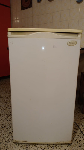 Heladera Bajo Mesada Mabe 104 Litros Blanca M04bf5c 220v