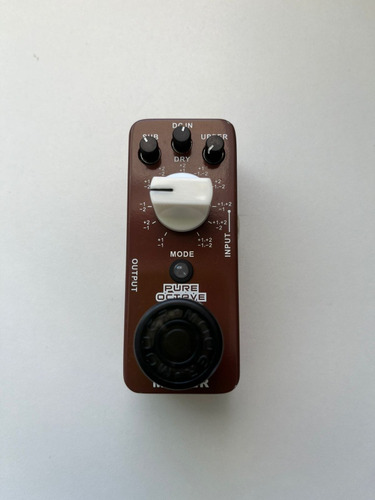 Pedal Mooer Oitavador 