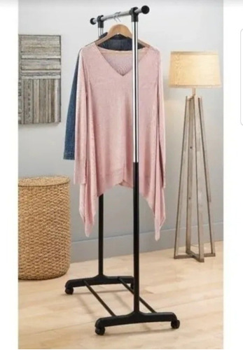 Rack Organizador Estante Exhibidor De Ropa Con Ruedas Color Plateado