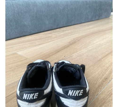 Zapatillas Nike Blancas Y Negro 31