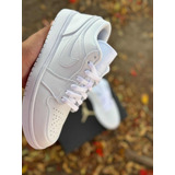 Jordan Retro 1 Low Blancos (25mx)