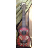 Ukelele Bykala Soprano,diseño Color Negro/rojo Con Calaveras