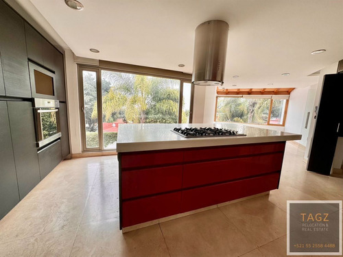 Venta Casa En Fraccionamiento Loma De Valle Escondido