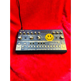 Td 3 Behringer Analog Bass Line Sintetizador