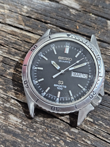 Seiko Quartz Sq 100 Mts Corona A Rosca