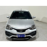 Toyota Etios X 5 P - Southcar Lanus