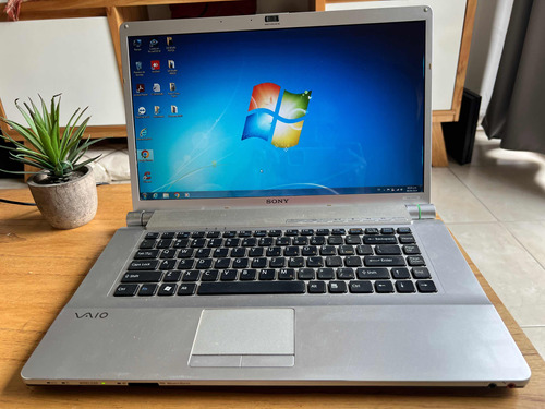 Notebook Sony Vaio Vgn-fw200 16,4