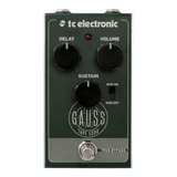 Pedal Tc Electronic Gauss Tape Echo Para Ecos De Banda Color Verde Oscuro