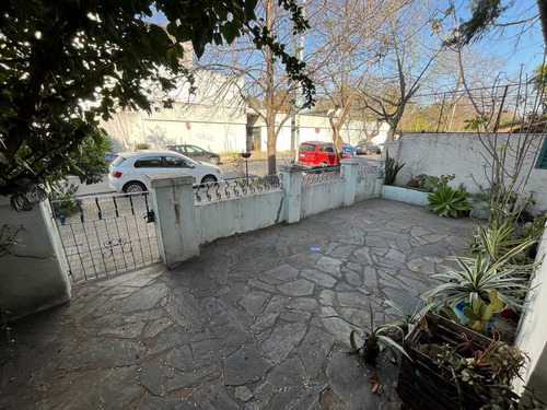 Venta Casa Lote Propio 6 Ambientes, Versailles - Imagen 3