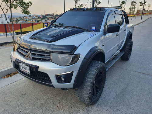 Mitsubishi L200 2018 2.5 Di-d Cabina Doble 4x4 Mt