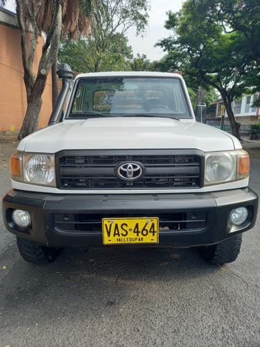 Toyota Land Cruiser Toyota Estacas 