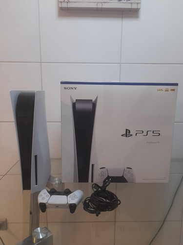 Sony Playstation 5 825gb Standard Color Blanco Y Negro