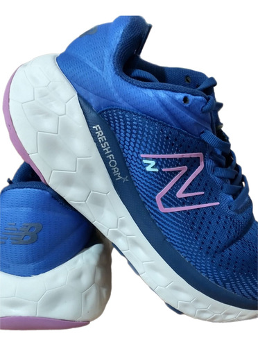 Tenis New Balance Fresh Foam X More V4 Unisex 22cm Amortigua