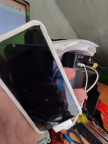 iPod Touch 8 Gb Para Piezas O Reparar