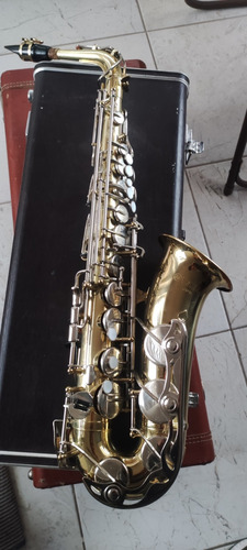 Saxofón Alto Yamaha Jas 23