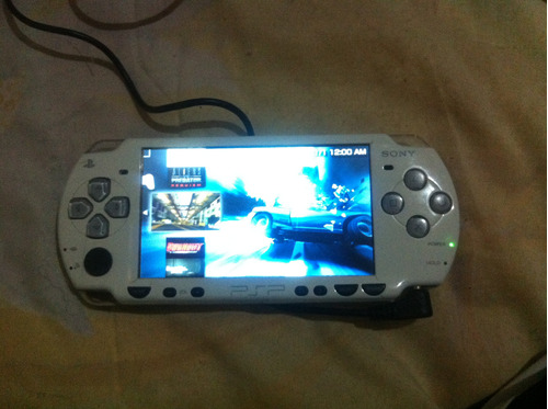 Sony Psp-2001 Slim Pearl White Sin Pila 32gb Con Juegos +cfw