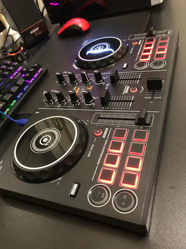 Consola Pioneer Ddj200