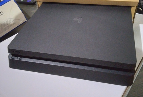 Playstation 4 Slim 1tb