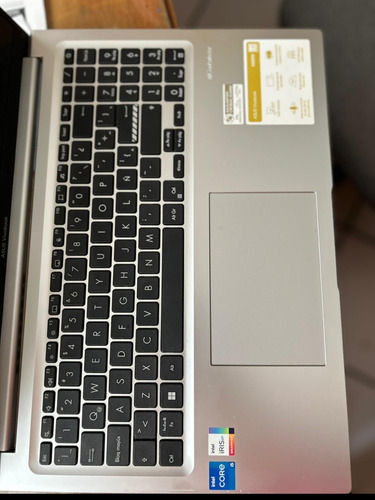 Laptop Thin & Light Asus Vivobook 16 Pulgadas  Wuxga Intel C