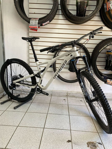 Specialized Stumpjumper Comp Alloy