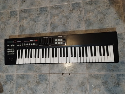 Sintetizador Roland Xps10